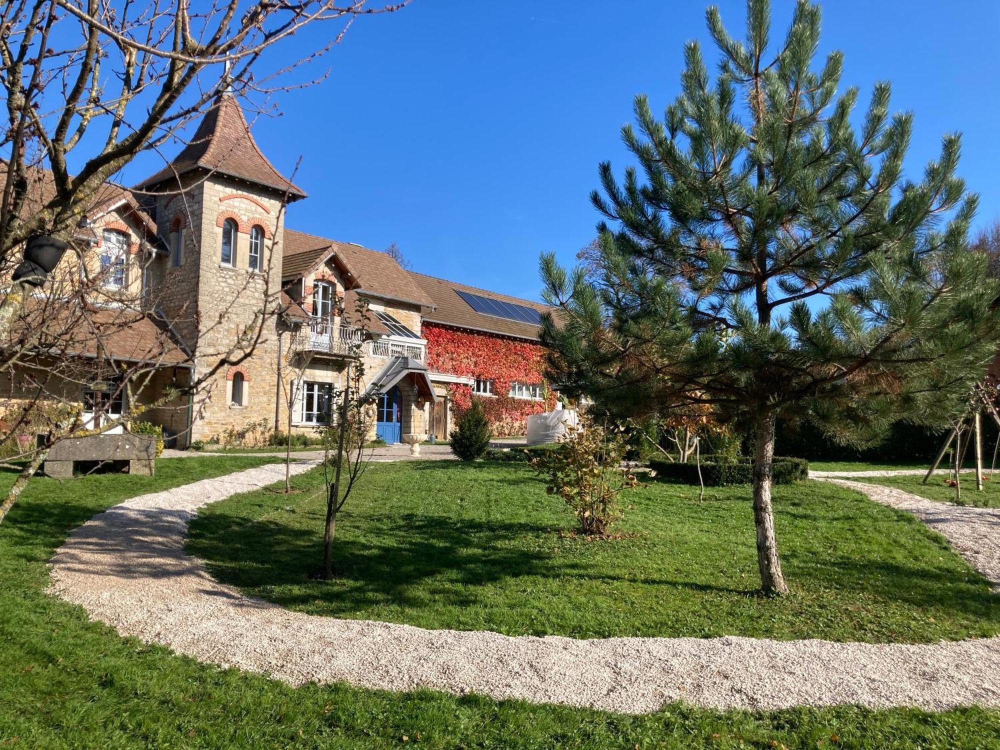 Chambres D'Hotes Le Relais De La Perle Le Vernois Exterior photo